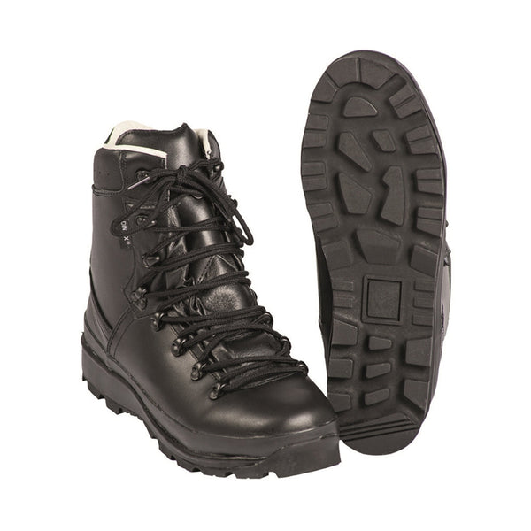 Outdoor footwear, hiking boots and waterproof boots at Bullseye Country Sport UK