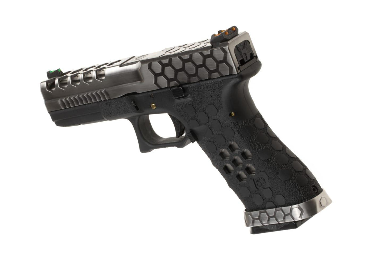 Armorer Works EU17 Hex Cut VX0100 Green Gas Pistol Black / Chrome